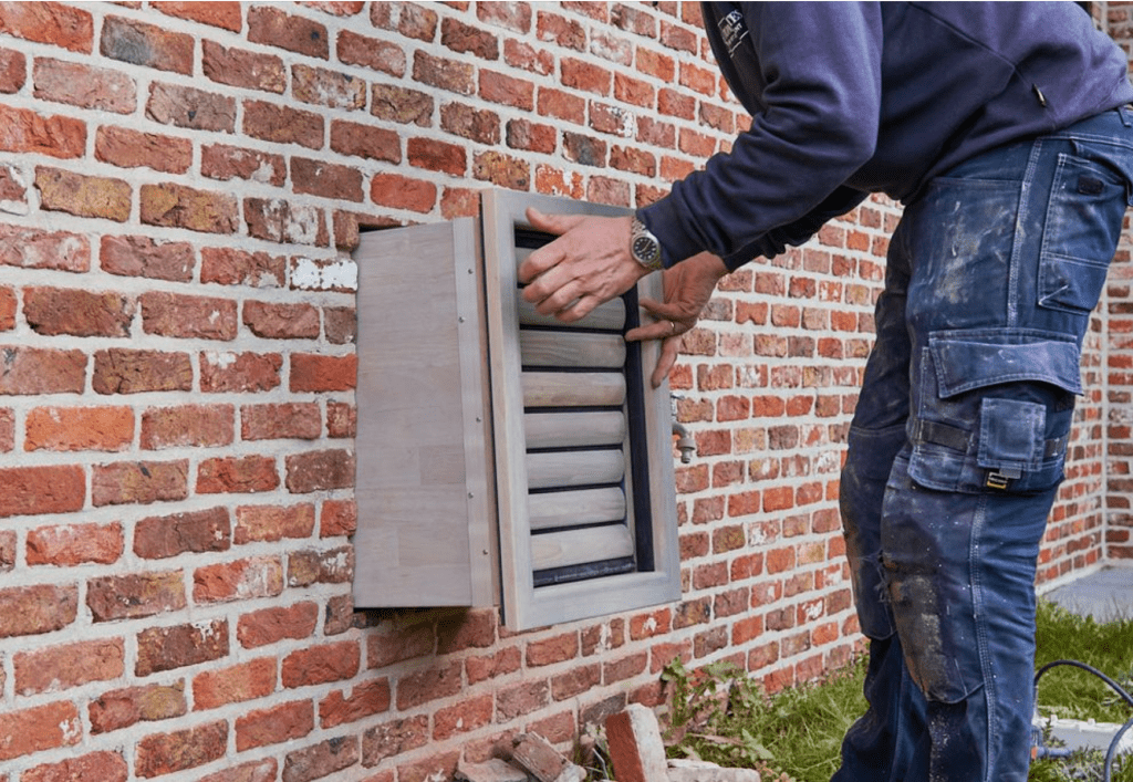 Dog door for XXL dogs installed in wall by Tomsgates